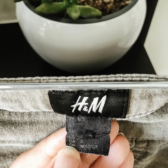 H&M Pants - Picture 5 of 5